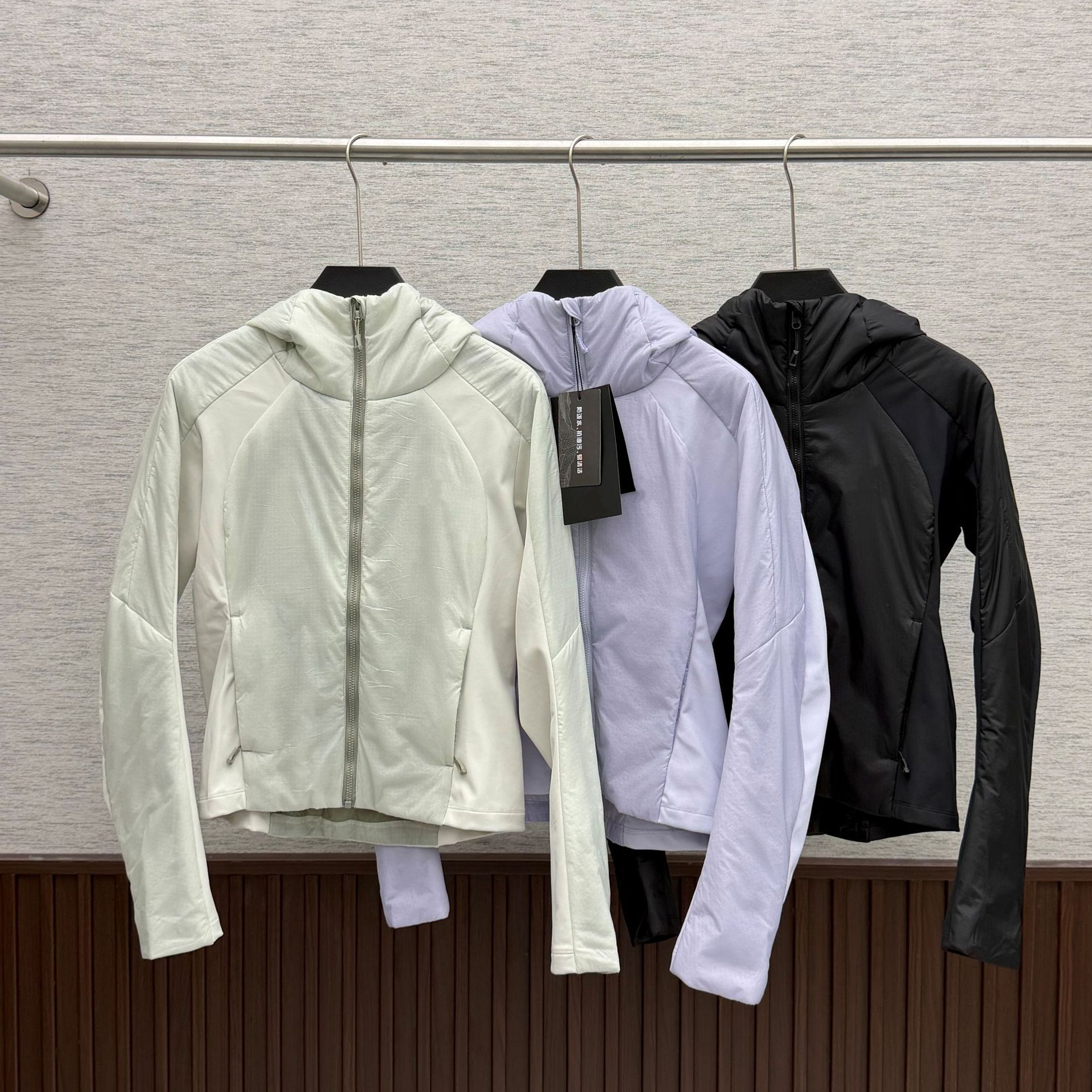 Autumn and Winter 26 New Colors Women's Short Slim-Fit Mountaineering Cotton Jacket, Lightweight Hooded Outdoor Casual Windproof and Warm