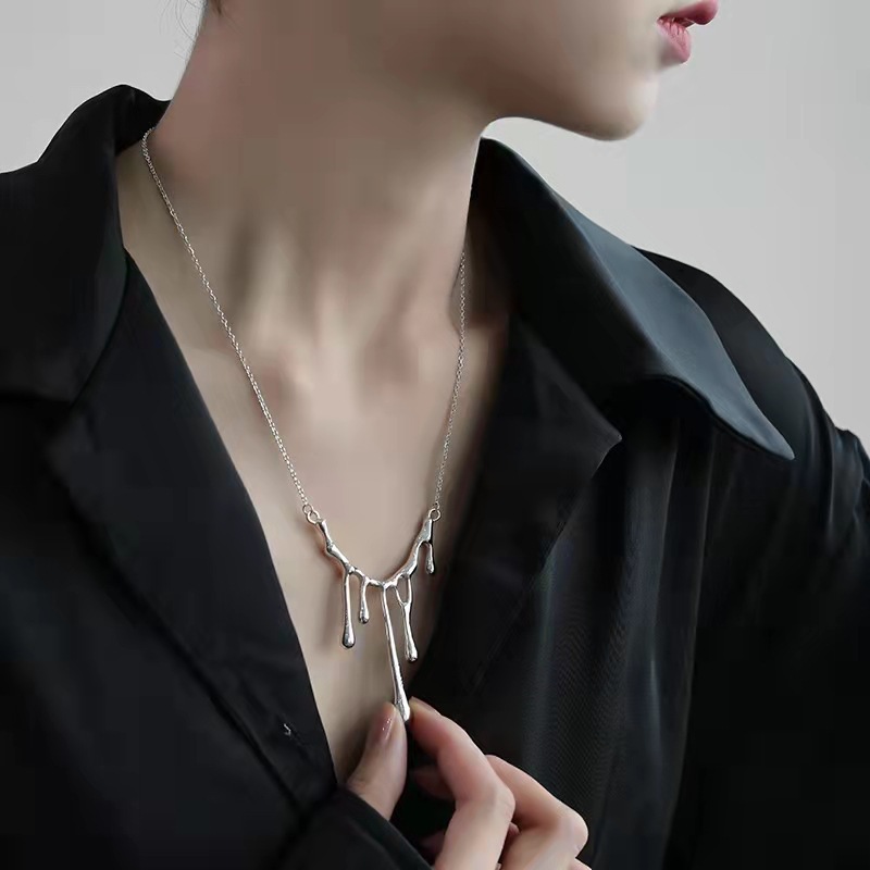 Exaggerated Necklace Female Korean Lava Copper Collarbone Chain Female display picture 1