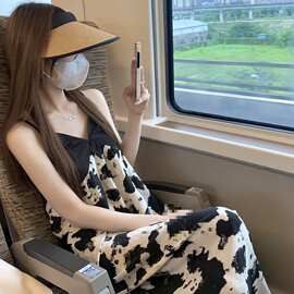 法式港味复古chic长裙赫本风气质显瘦黑色碎花吊带连衣裙子女夏季