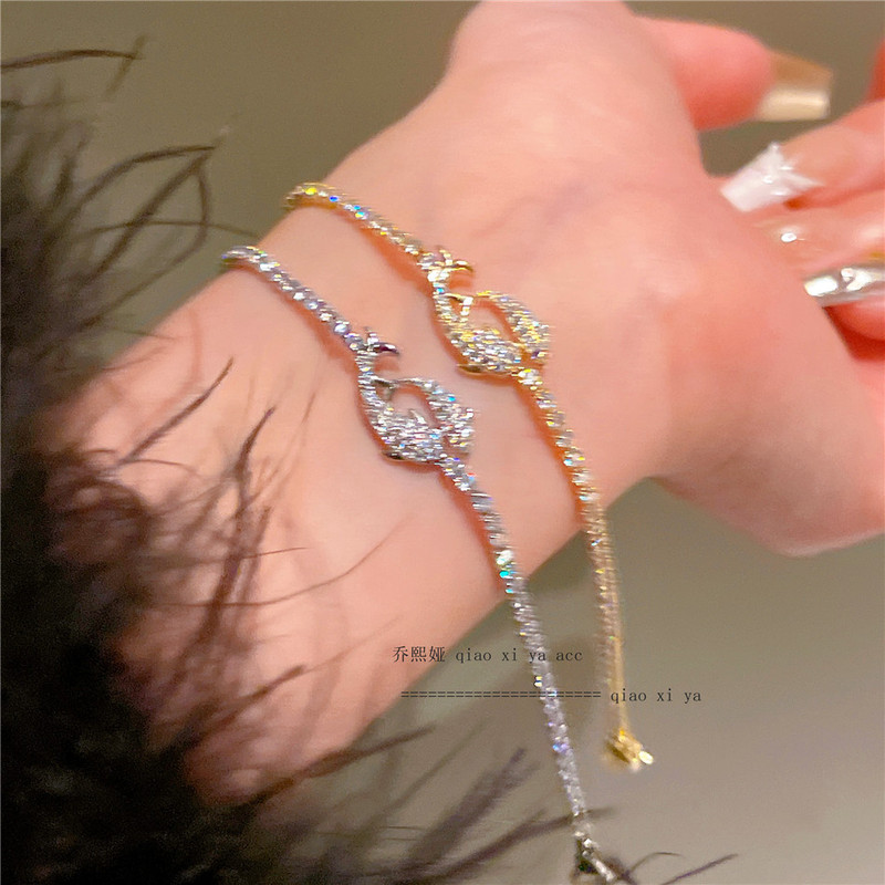 Electroplated Real Gold Dolphin Bracelet 2025 Exquisite Internet Red Style High-Level Full Diamond Fashion OL Hand Rope Women's Jewelry