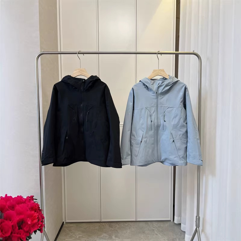 ~~~New Autumn Style Women's Windproof and Water-Repellent Softshell Jacket for Women