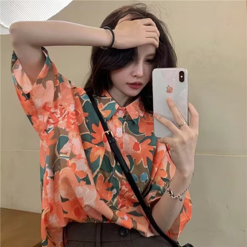 海辺のリゾートスタイルの花柄シャツ夏ルーズカジュアル香港スタイルレトロフラワールーズ半袖シャツ女性のトップ|undefined