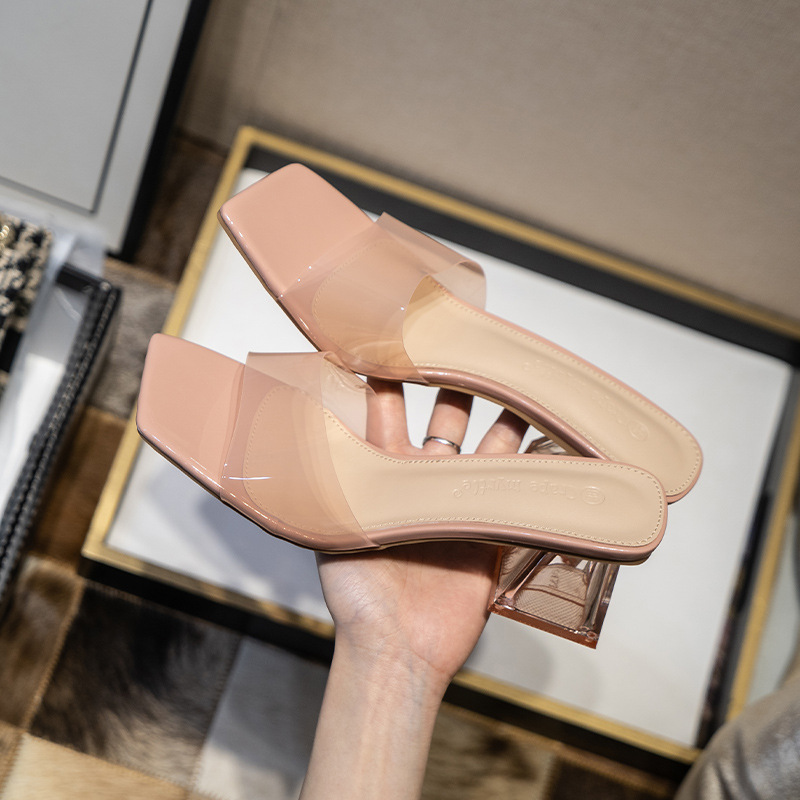 Nuevas sandalias de tacón grueso con punta cuadrada y pedrería transparente de PVC estilo veraniego de Grape Mom para mujer, ideales para uso en exteriores. image 3