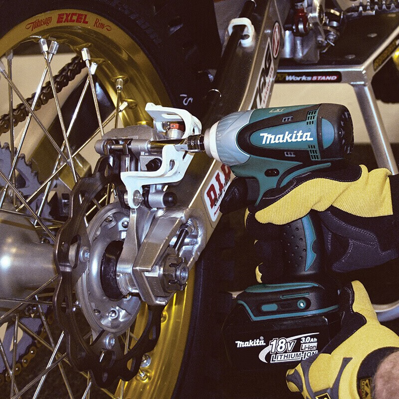 18V Llave de impacto de litio recargable Llave eléctrica de marcado Herramientas eléctricas DTW251 DT