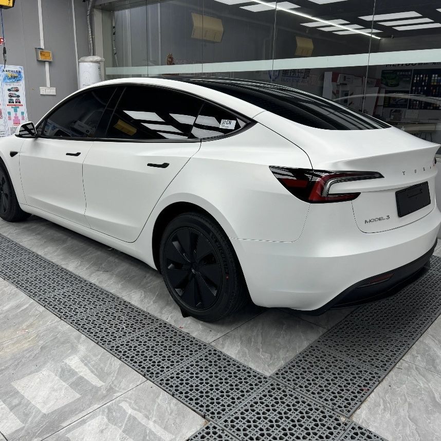 PET matte ceramic white car wrap film, full-body application for electric motorcycles, drop shipping available, protective film for touch-up