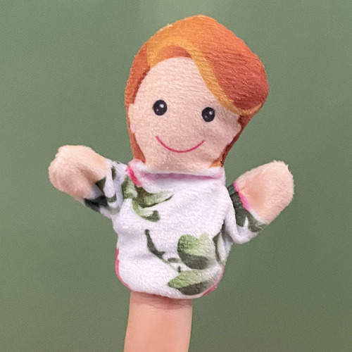 Cute small character finger puppet plush toys for a family of six, finger puppets factory distribution