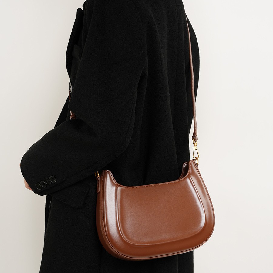Retro Saddle Bag Red Wedding Bag 2026 Genuine Leather Women's Shoulder Crossbody Bag Fashion Commuter Texture Handbag - Thumbnail 4