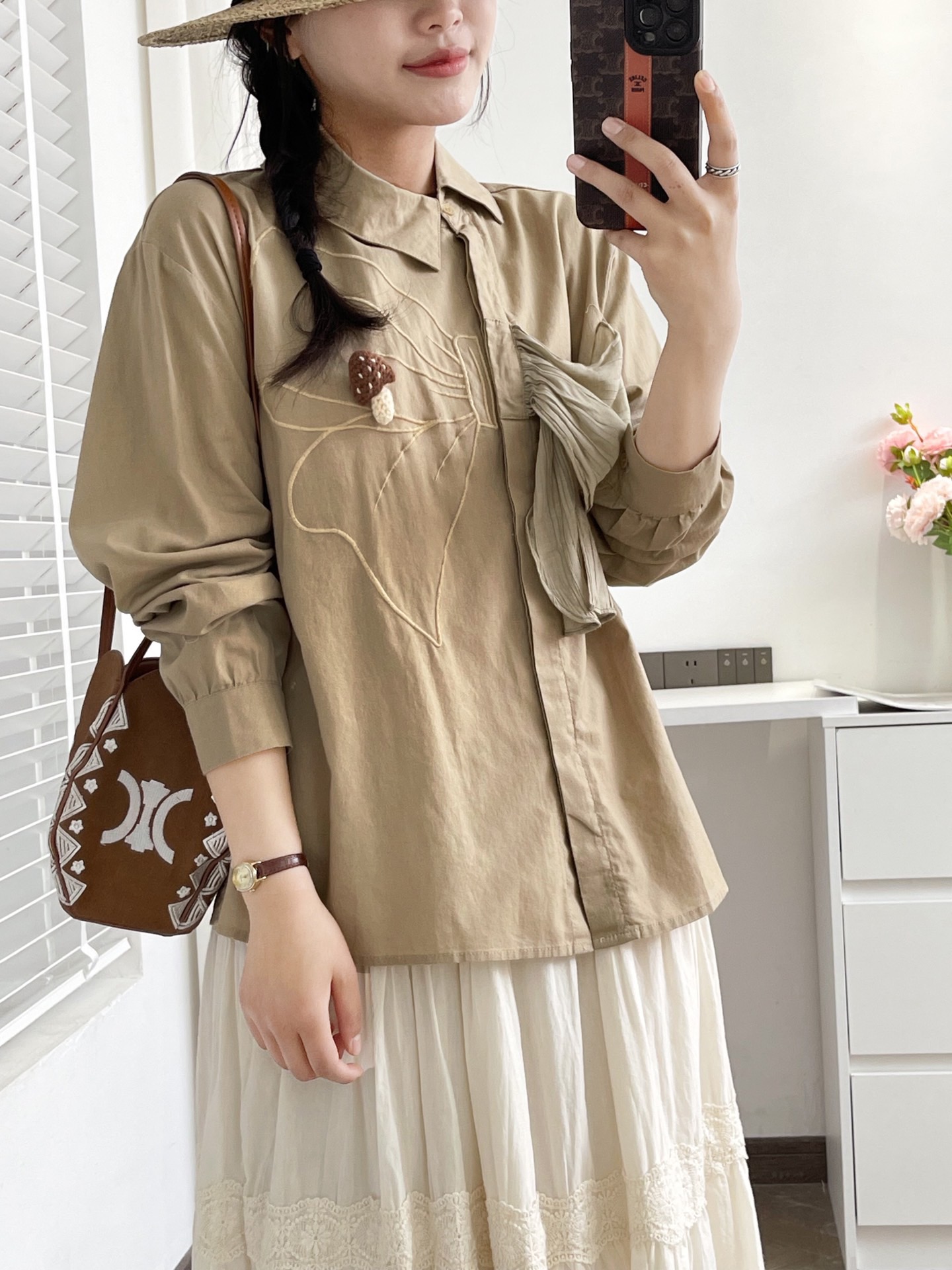 Spring design elegant solid color shirt with bow for leisure