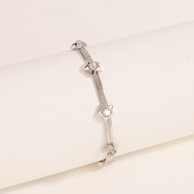 Simple Style, Classic Style Style PVD Coated Real Gold Plated Star Heart Shape Flower 304 Stainless Steel Simple Style Classic Style Waterproof Non Tarnish 304 Stainless Steel Bracelets