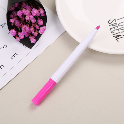 Water-soluble dust-free liquid chalkboard markers, white, for children's painting books, colored pens, fluorescent boards, light-up board pens, wholesale