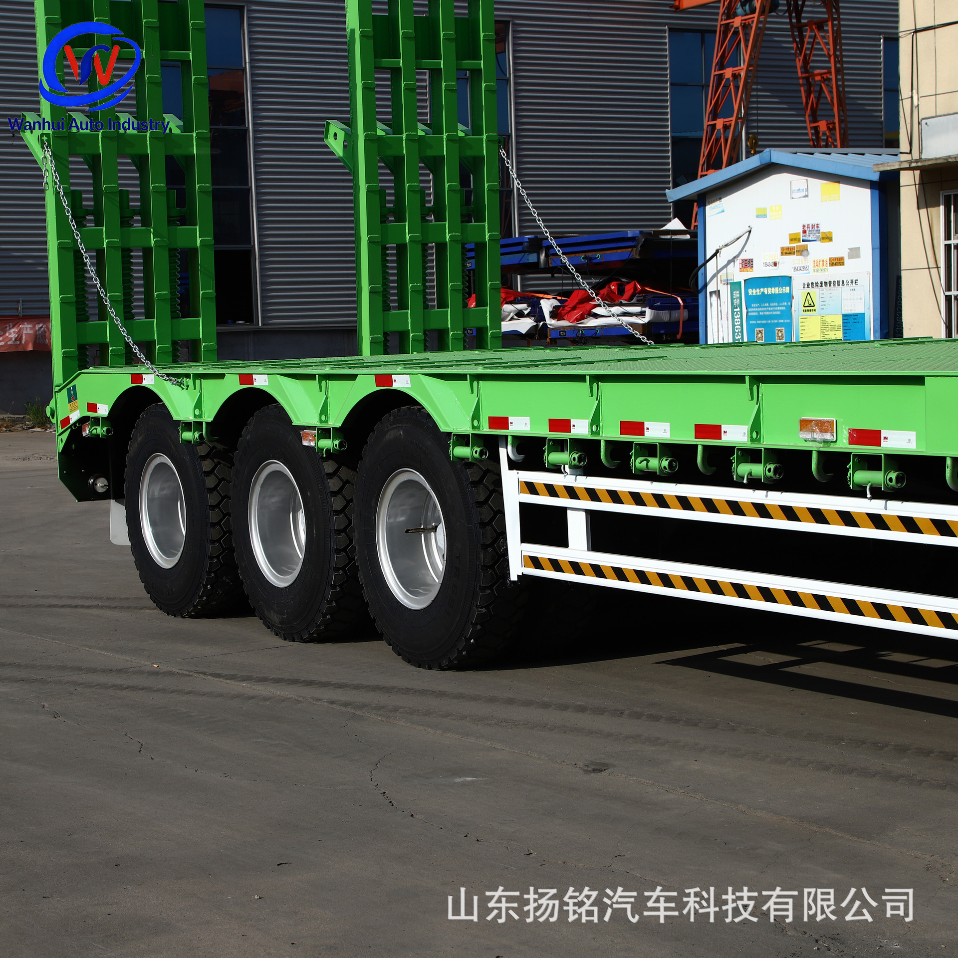 Heavy-Duty Engineering Equipment Transport Semi-Trailer with Reinforced Ladder, Suitable for Loaders, Excavators, Trailers, Etc., Supports Export