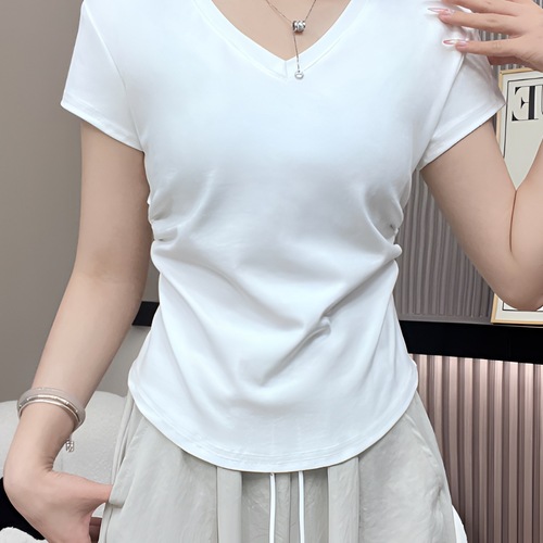 Slim-fitting shoulder T-shirt for women 2024 new short-sleeved design niche summer v-neck solid color American retro top