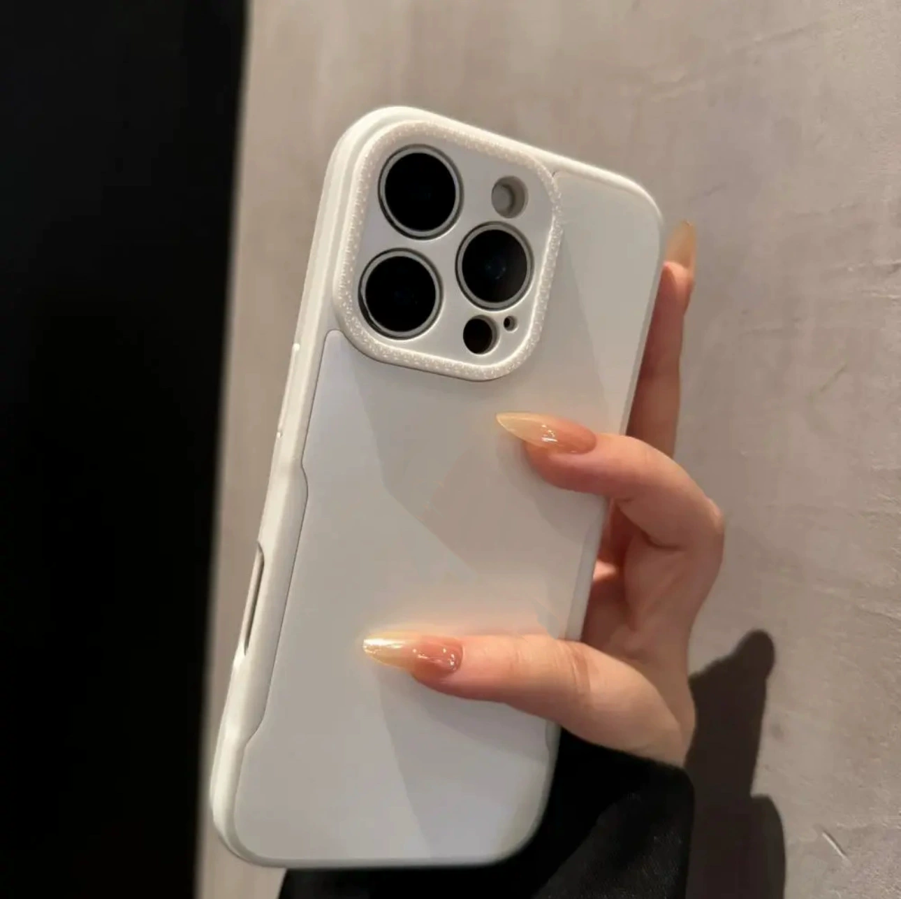 Protective phone case (Apple) 16 Pro Max — matte TPU + PC, simple elegant design