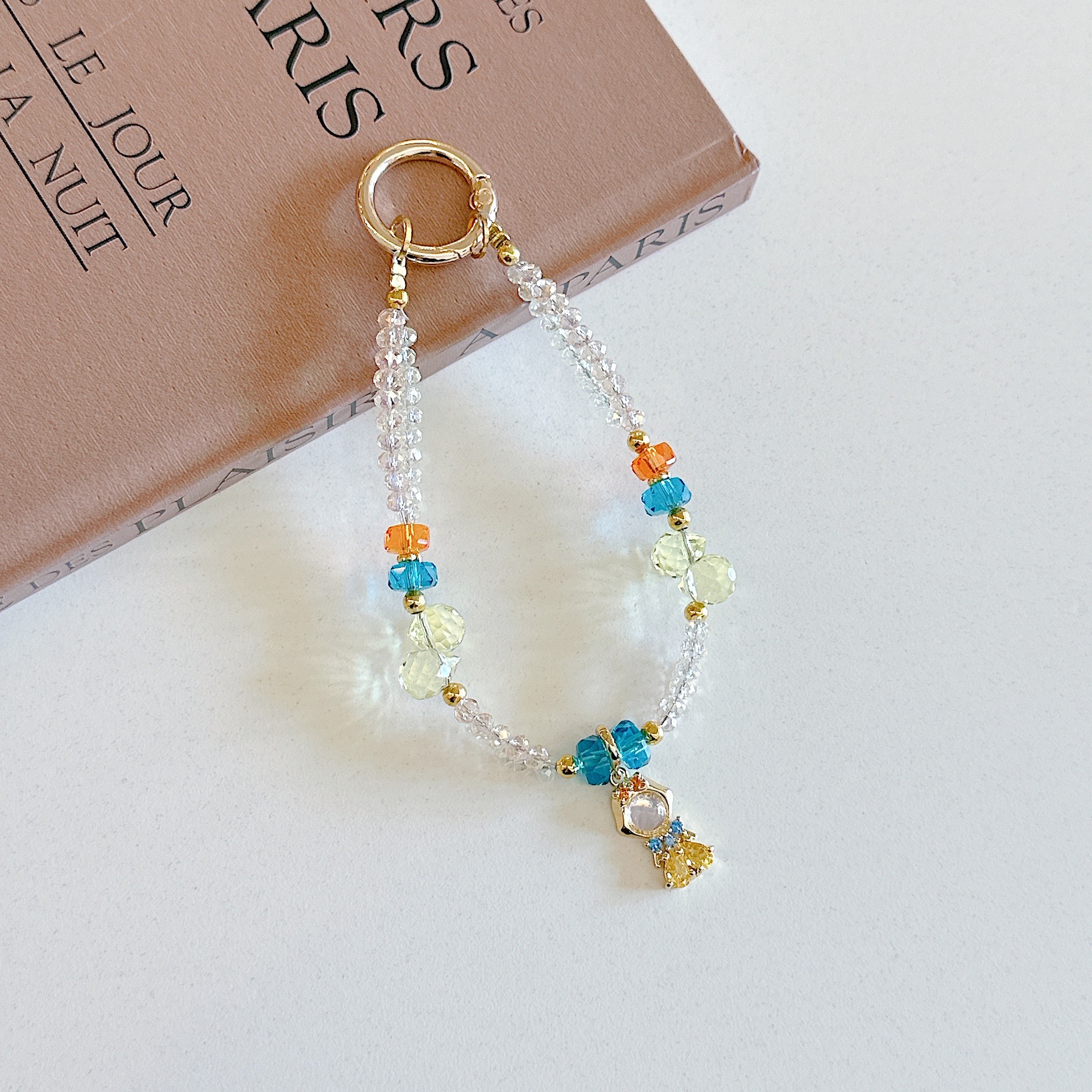 Cadena para colgar para teléfono móvil de alta gama hecha a mano de boutique, cadena para colgar Blancanieves, cordón para teléfono móvil de moda, cadena/colgante corto