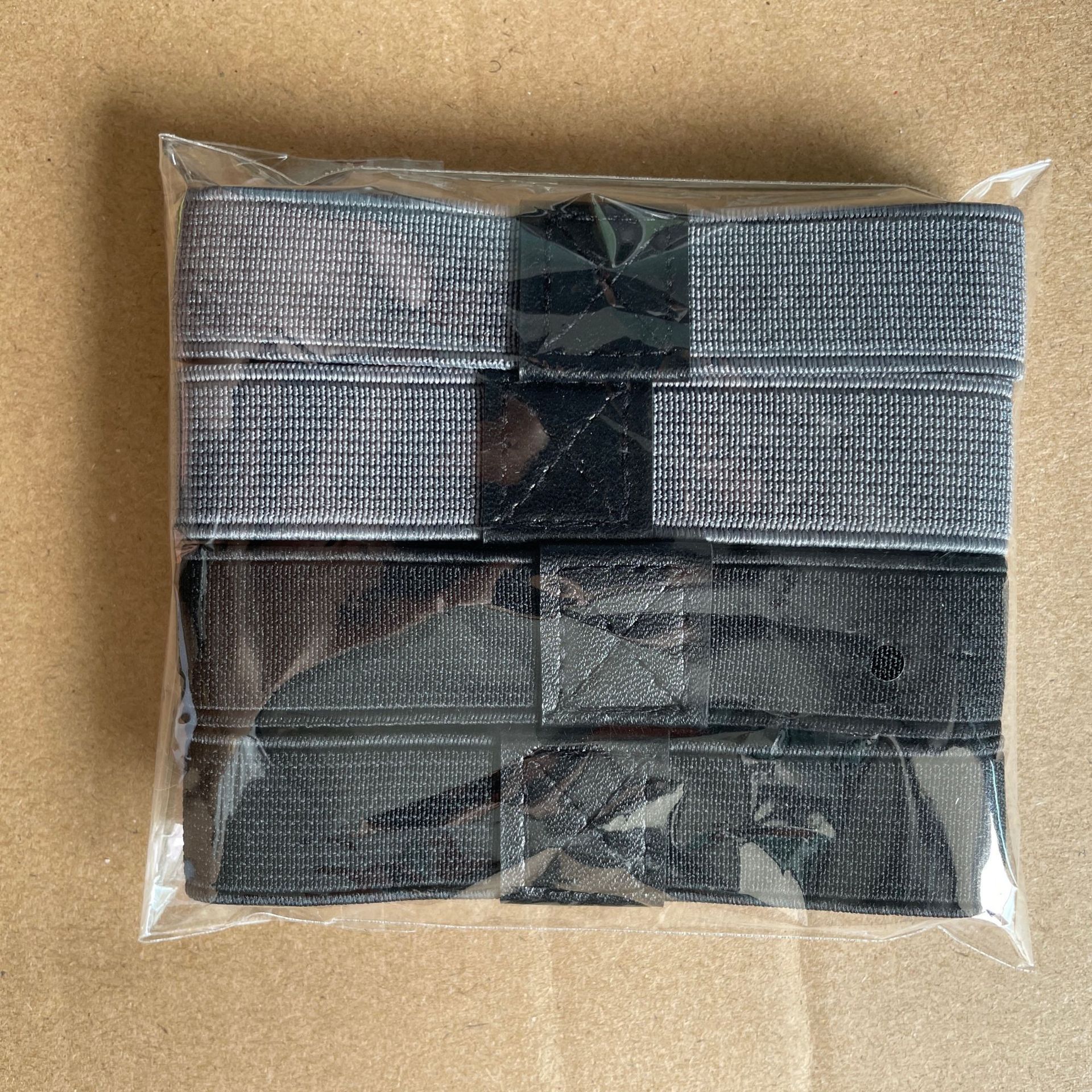 팩당 검정색 4개 + 회색 4개 2*18cm