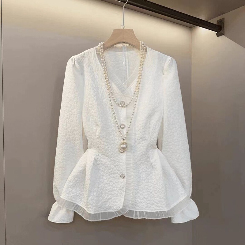 2026 Spring and Autumn New Style Chanel-Inspired Elegant Lace Patchwork Design Age-Reducing Waist-Slimming Versatile Top