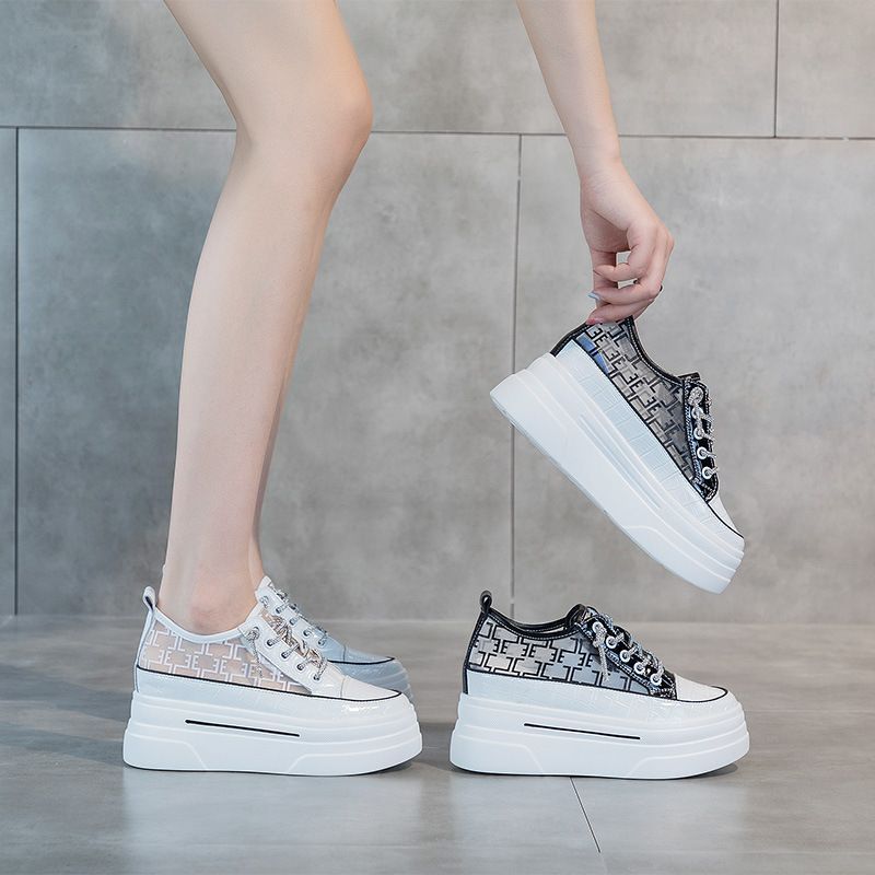 Breathable sports white sneakers with hidden heel for leisure