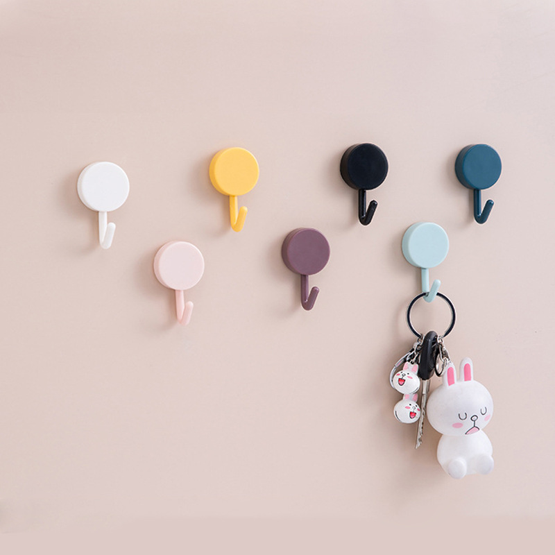 Punch-free hook creative strong adhesive seamless plastic kitchen bathroom paste small sticky hook on the wall wholesale