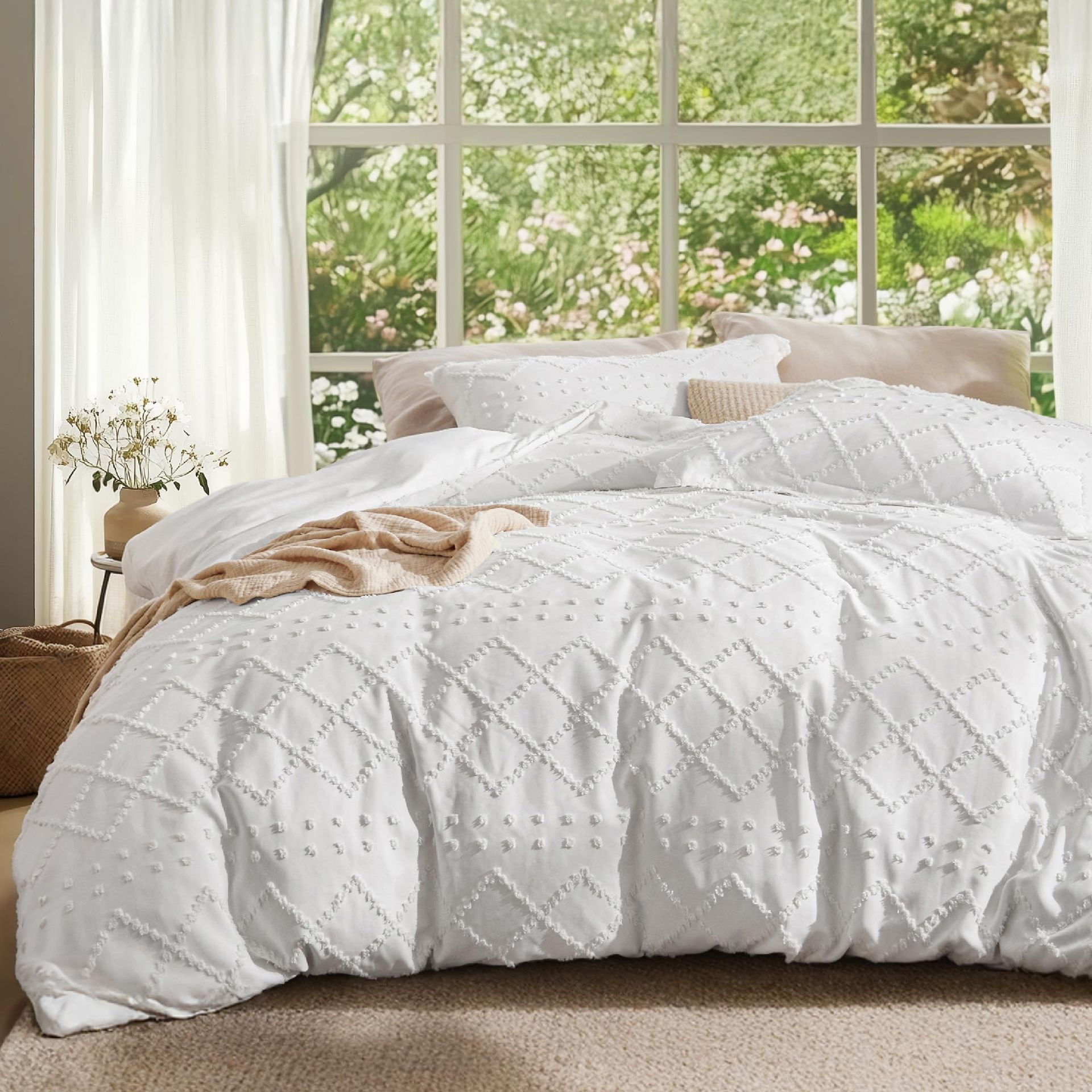 01 - White (No Comforter) Cal