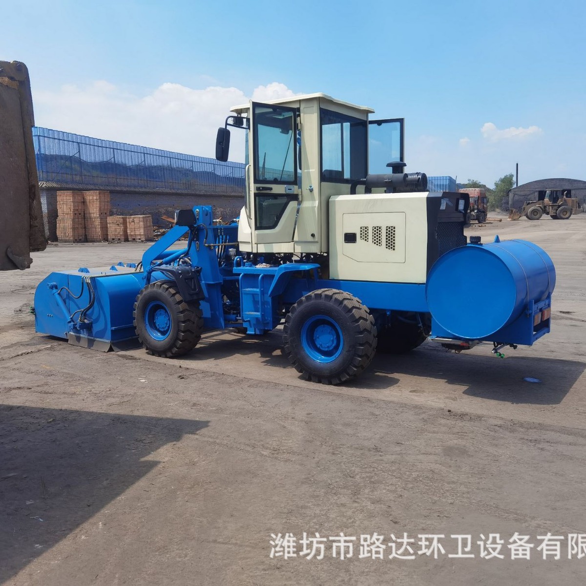 清扫车供应清洁效率高搅拌站扫地车装载机改装扫地机驾驶式扫地机