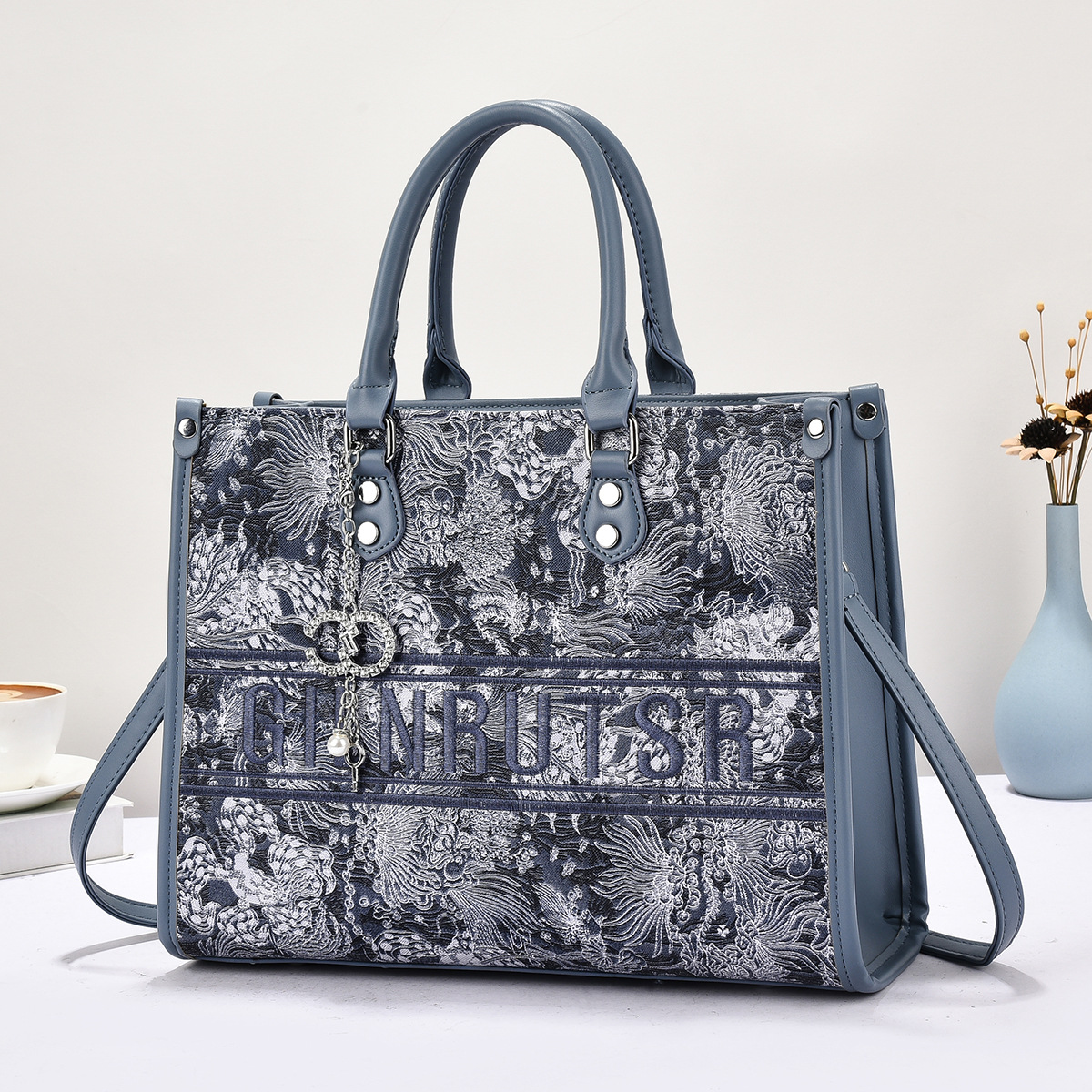 Bolso de mujer bordado de estilo chino bolso de madre de temperamento de mediana edad bolso de regalo de cumpleaños bolso de boda