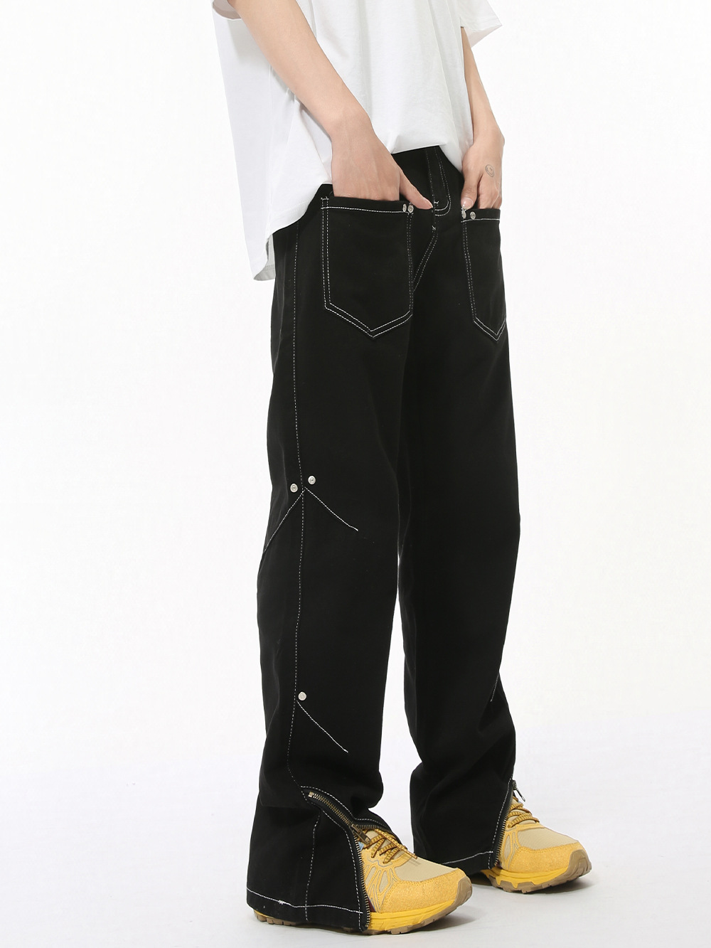 MTLCLOTHES Hombres| Diseño de línea pequeña empalmado multi-bolsillo cremallera horquilla abierta jeans de moda