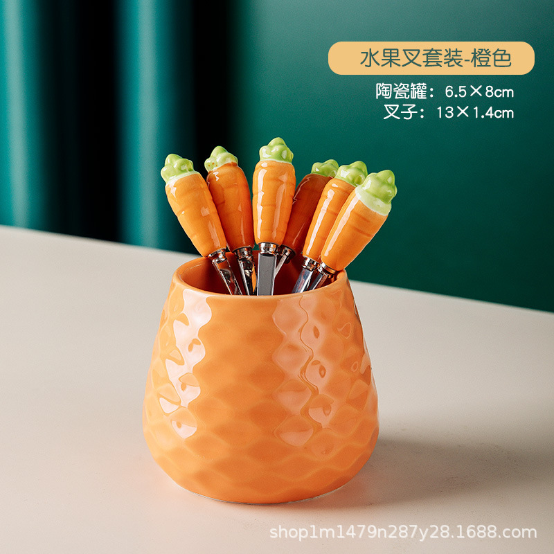 304 creativo pastel de acero inoxidable Tenedor de fruta de alta gama lindo niños seguridad fruta palo pequeño tenedor luz colección de lujo