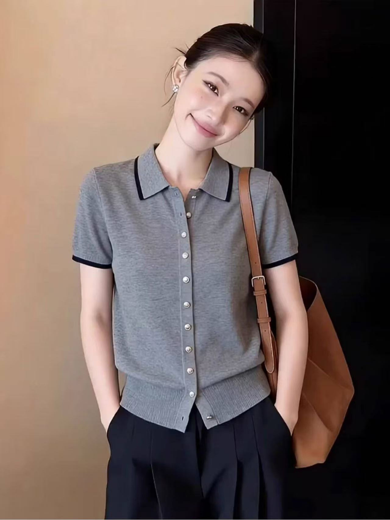 Áo thun nữ cổ bẻ tay ngắn dáng suông — màu xám