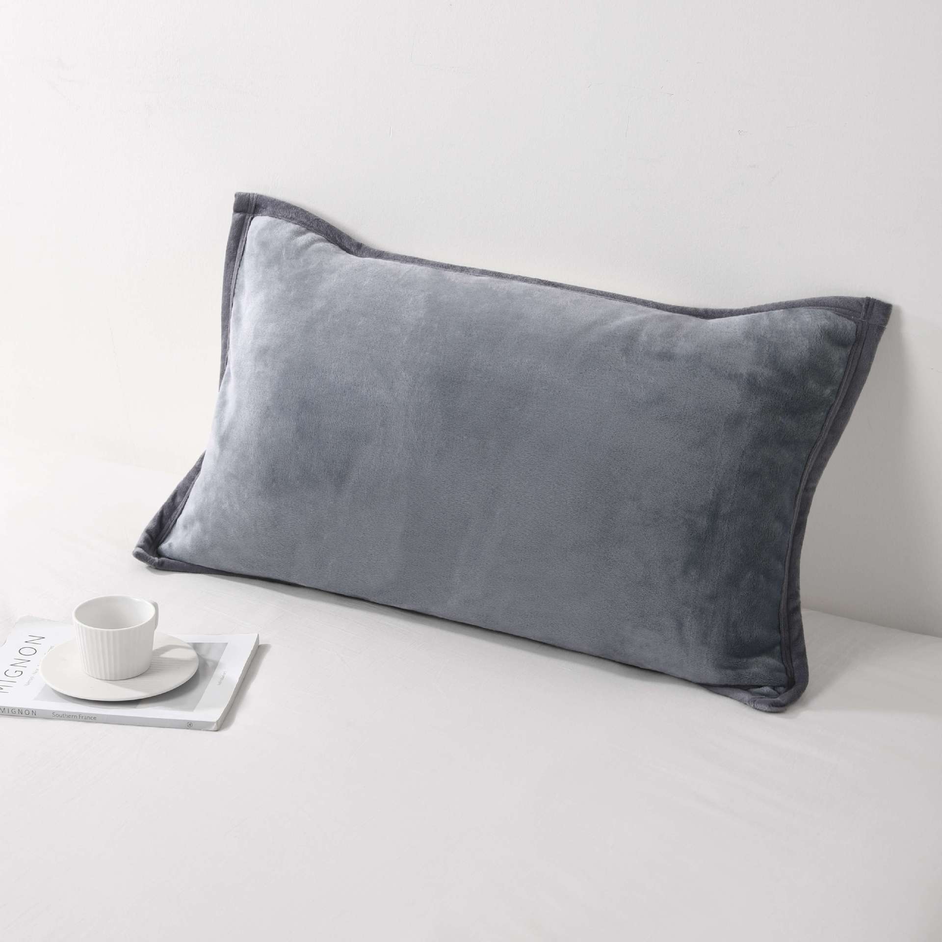 비둘기 그레이-다크 그레이 바인딩