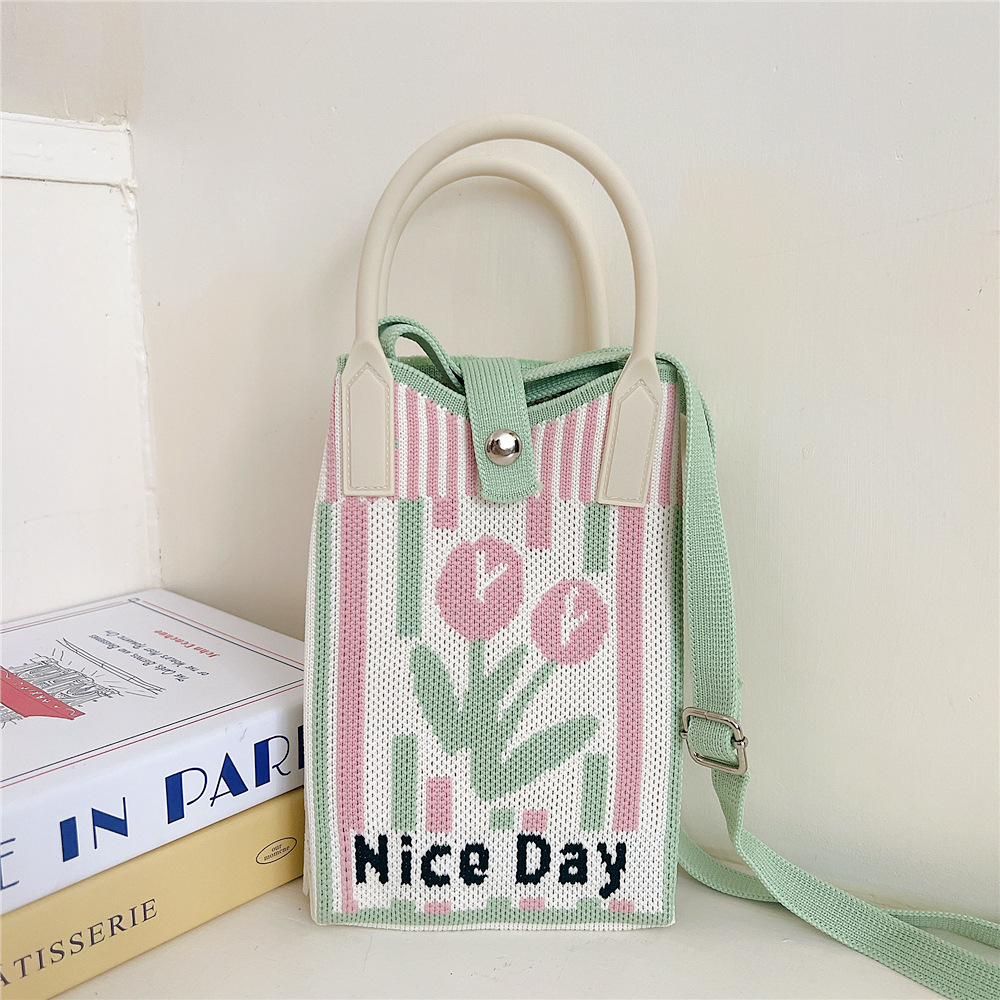 108g Weight Polyester Lining Material Buckle Closure Type Top Handle Strap Type Handbag Bags Type Casual, Daily Occasion Knit Material Cat Pattern All Seasons Season Women's Gender Vintage Style, Classic Style Style Bucket Shape Small Size Women's Small Knit Cat Vintage Style Classic Style Bucket Buckle Handbag 15