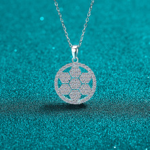 新德艺S925纯银莫桑石项链女几何雪花吊坠高级精致锁骨链百搭