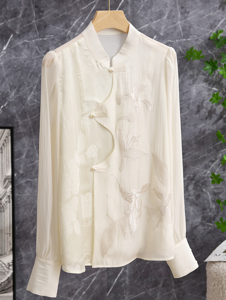 New Chinese elegant charm!Wave cutting placket Blossom embroidery…