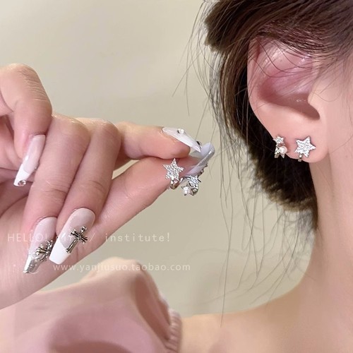 珍珠星星耳钉小众设计高级感耳环简约小众个性新款耳钉女