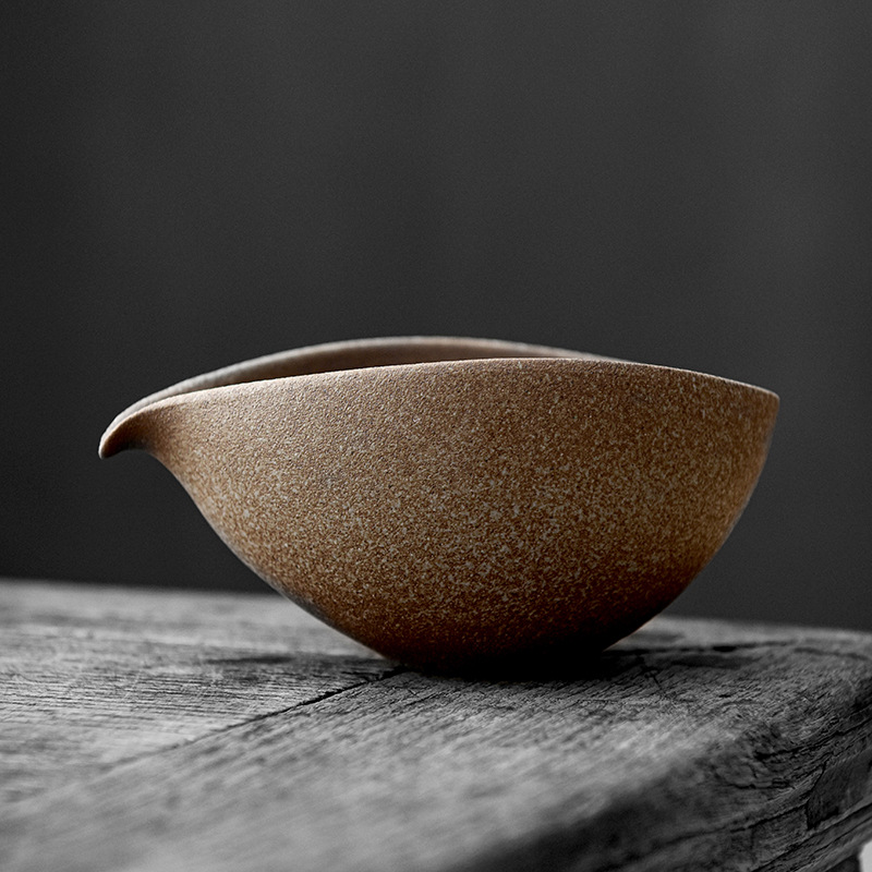 Stoare Eagle Beak Fair Cup Tea Divider Retro Japanese Ceramic Kung Fu Tea Set Tea Sea Single Pour Tea Water Separation Cup