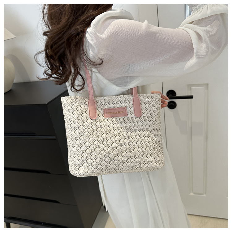 Handmade Rattan Shoulder Bag With Leather Trim And Seagrass_voghion.com