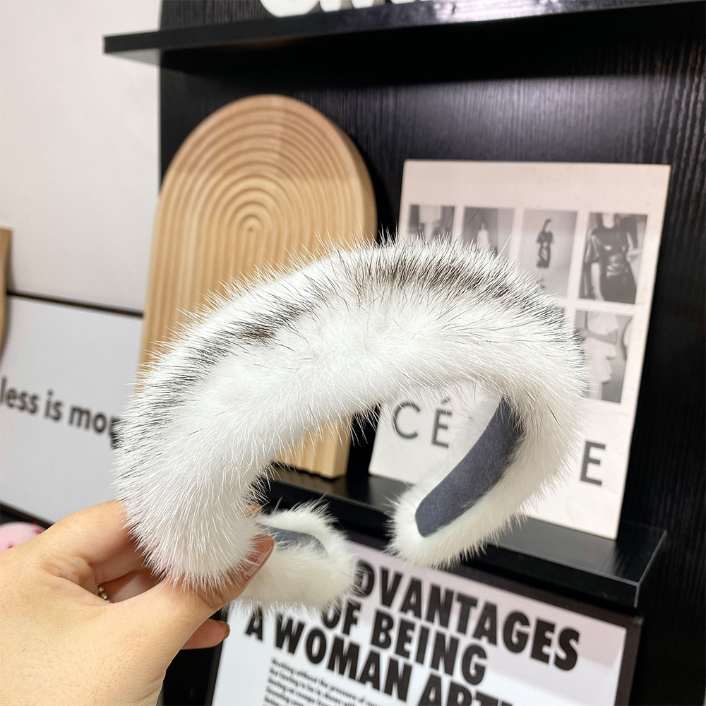 120g Weight Hair Band Hair Accessories Type 1 Piece Quantity Holiday Occasion Plush Material Solid Color Pattern Women's Gender Elegant Style Women's Elegant Solid Color Plush Hair Band 13