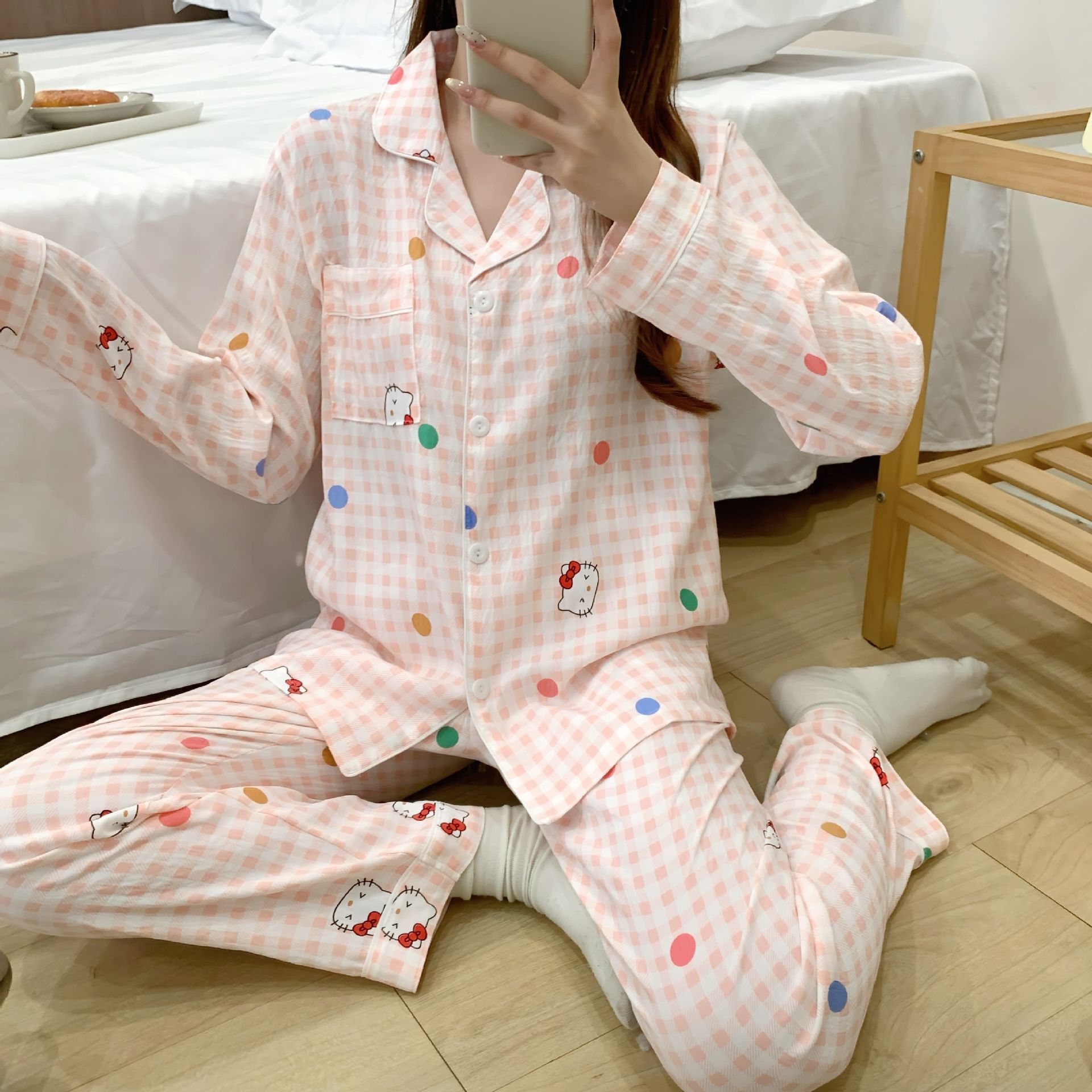 Al por mayor transfronterizo nuevo pijama de mujer pantalones de manga larga nubes de algodón lindos dibujos animados estudiantes cardigan con solapa cubierta de ropa para el hogar