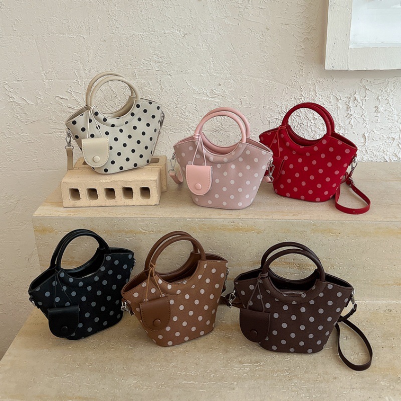 Popular Korean-style basket bag, small handbag for women, 2026 new model, simple polka dot versatile crossbody bag, shoulder bag