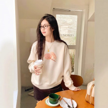 秋冬加厚加绒圆领卫衣2024新款慵懒风宽松版型可爱印花奶油杏上衣