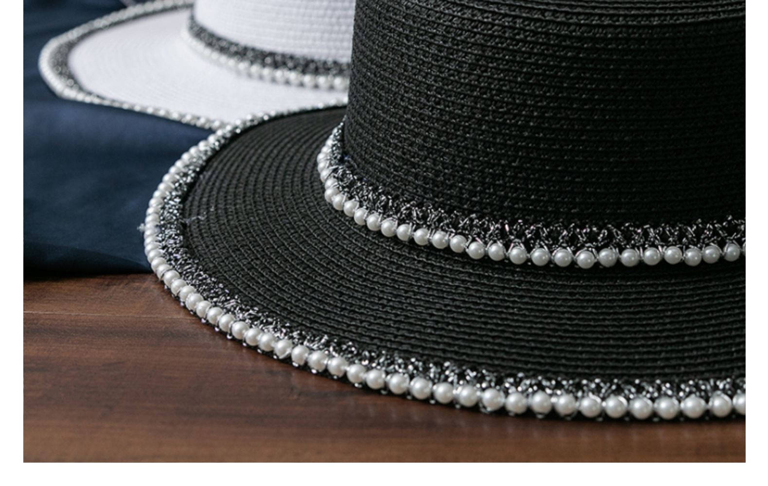 Women's Elegant Solid Color Pearl Wide Eaves Fedora Hat display picture 1