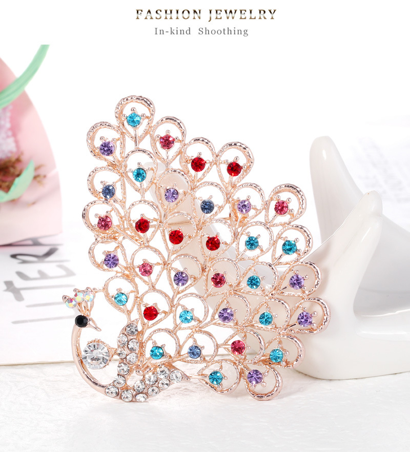 European And American Exaggerated Colorful Crystals Peacock Brooch Creative Graceful Personality Animal Pin Corsage Suit Clothing Accessories Direct Sales display picture 8