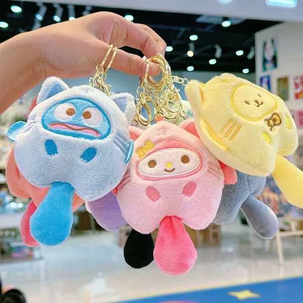 Cute Plush Keychain Pendant for Women, Featuring Cinnamoroll and Kuromi, Suitable for Backpacks