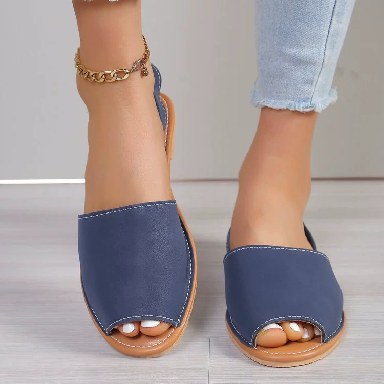 Большие размеры с открытыми пальцами задних пустых плоских досуговых сандалий 2024 новый задний ремень женская обувь независимая станция пляжные сандалии оптом