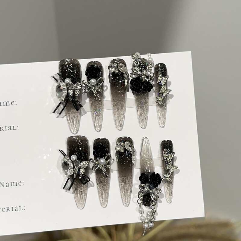 Bofan Pure Handmade Wearable Nails Autumn and Winter Dark Style Nail Art Pieces European and American Heavy-Duty Rhinestone Detachable Fake Nail Tips Bofan Pure Handmade Wearable Nails Autumn and Winter Dark Style Nail Art Pieces European and American Heavy-Duty Rhinestone Detachable Fake Nail Tips