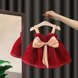 裙子女童夏季女宝宝吊带裙2024款婴儿公主裙小孩吊带裙时尚裙