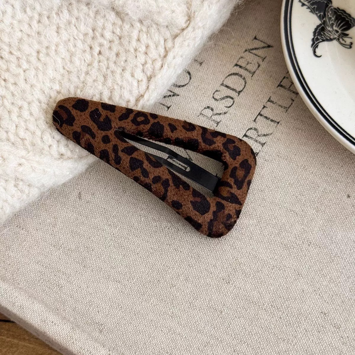 #153 봉제 표범 무늬 삼각형 bb 클립