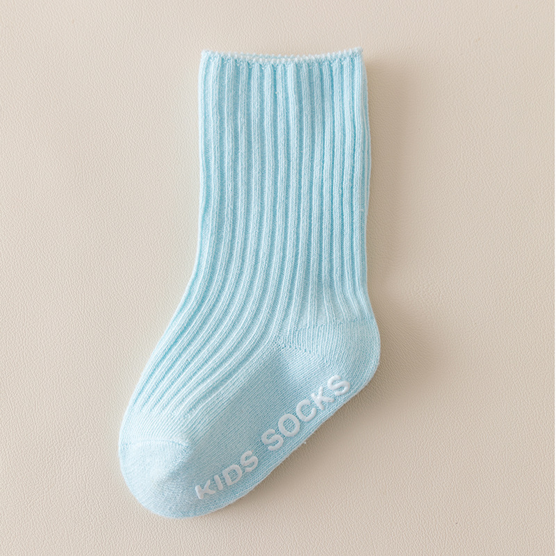 Calcetines para bebés de primavera y otoño Calcetines para niños de doble aguja de color sólido español Calcetines de tubo coreano a rayas verticales antideslizantes