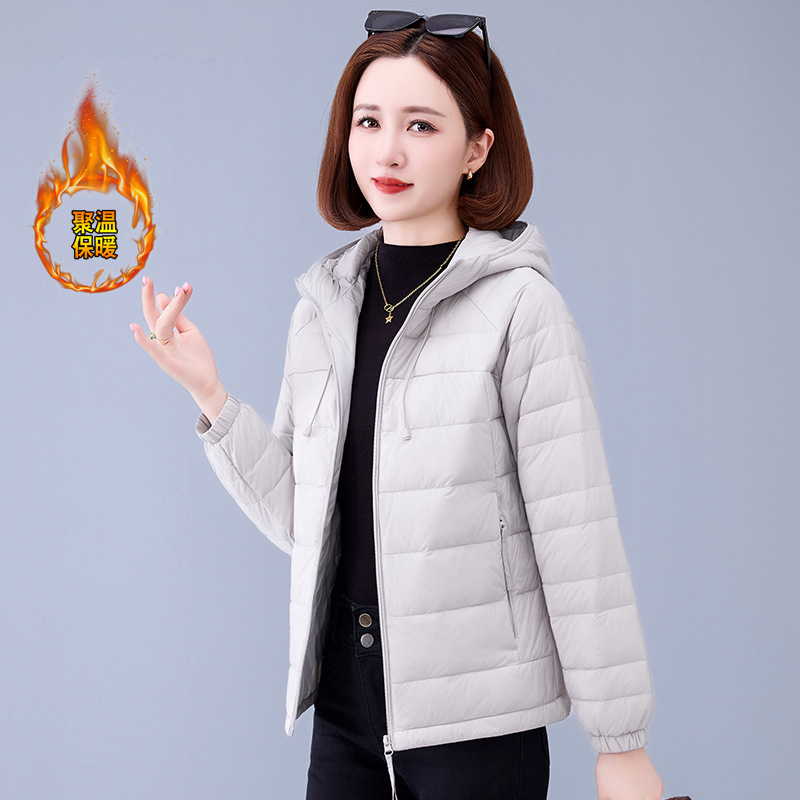 短款轻薄羽绒服女士连帽保暖白鸭绒外套冬季2025新款小个子显瘦