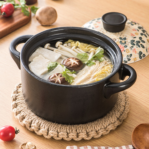 Factory Wholesale Famous North European Cartoon Sand Pot Heat Resistant Induction Cooker Open Flame Household Soup Stew Pot Casserole Gift