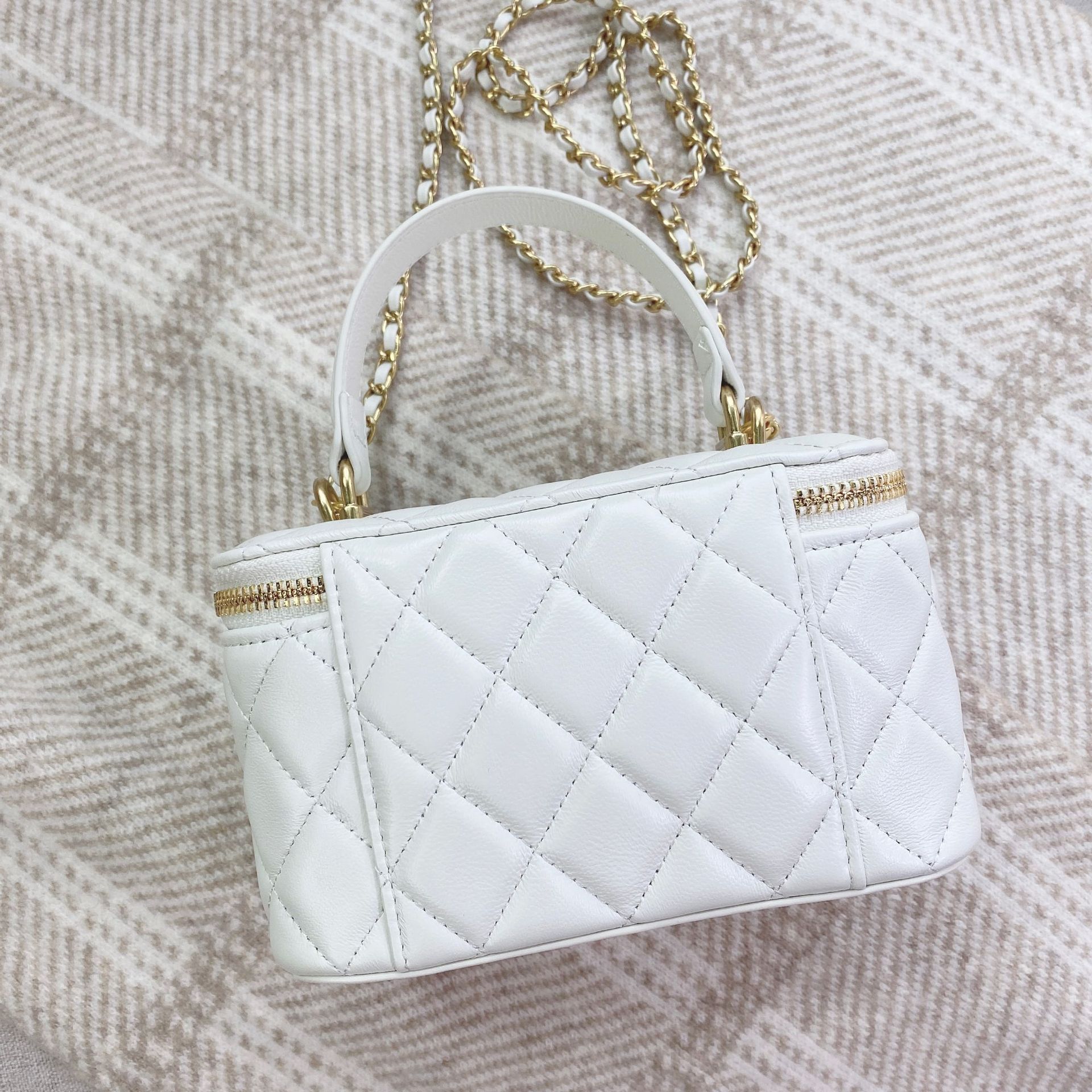 Jarná a letná nová kožená malá voňavá vietorová Lingge reťazová krabička módna jednoduchá kabelka cez rameno_voghion.com